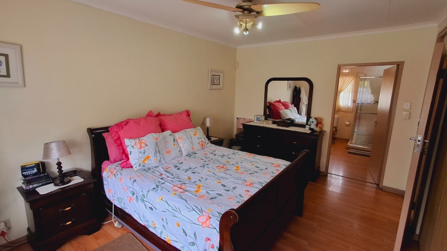 3 Bedroom Property for Sale in Vaalpark Free State